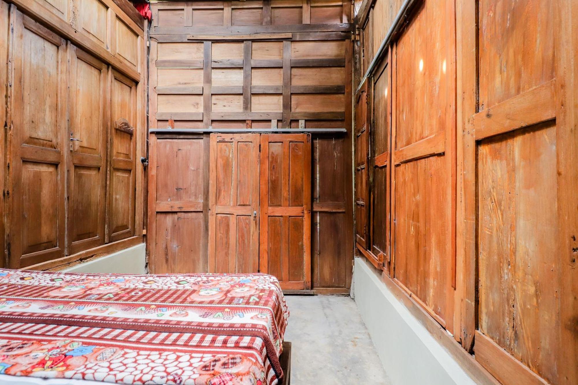 Ferienwohnung Nurudin House Magelang Exterior foto