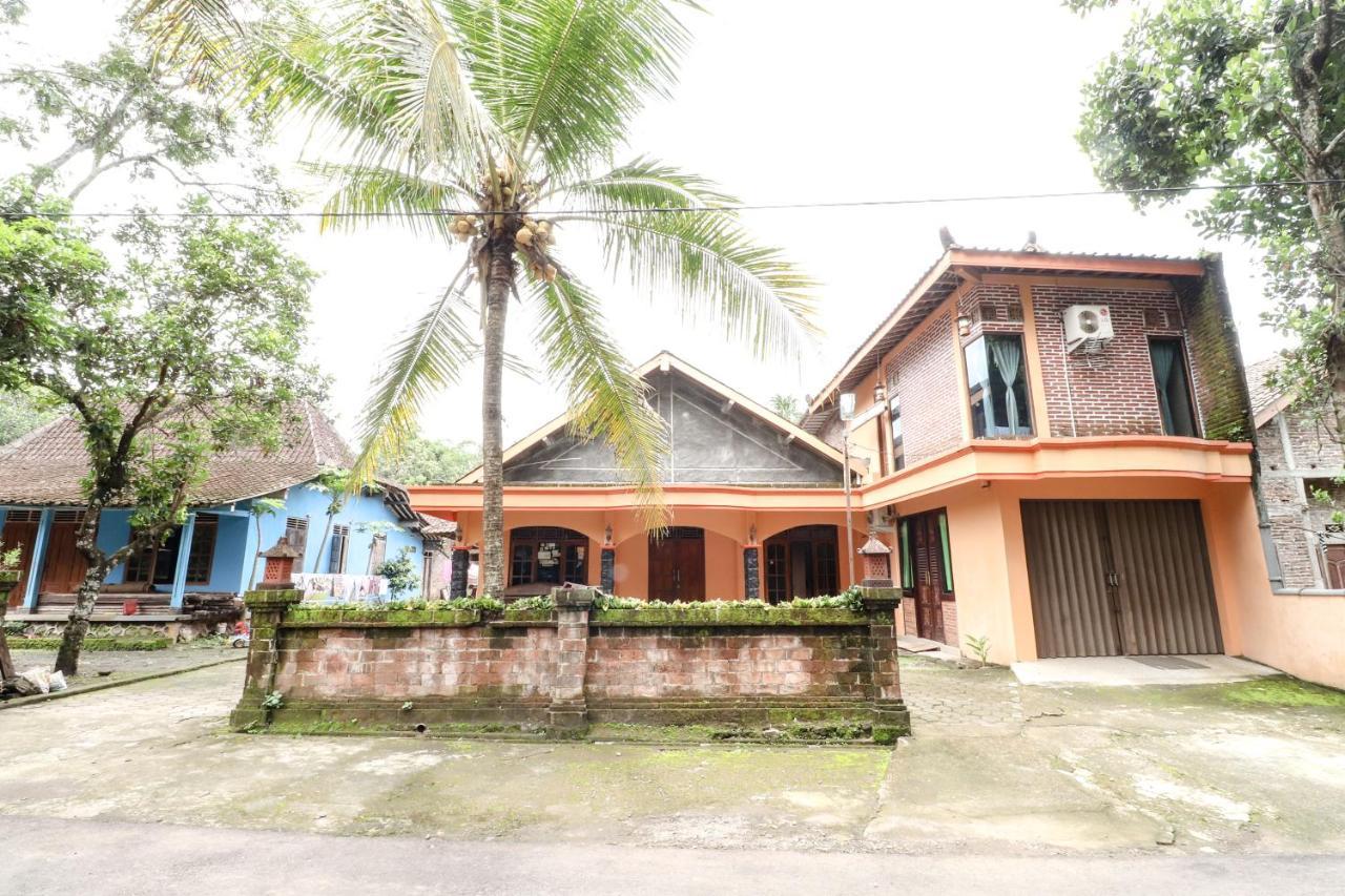 Ferienwohnung Nurudin House Magelang Exterior foto